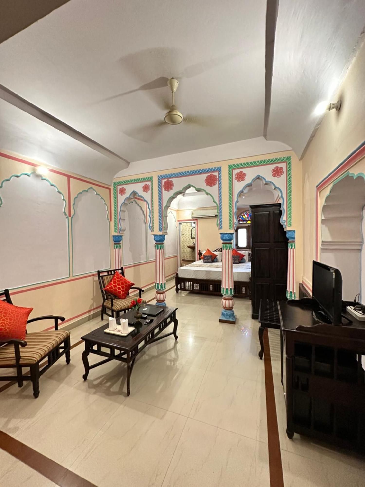 Rawla Mrignayani Palace Jaipur Buitenkant foto